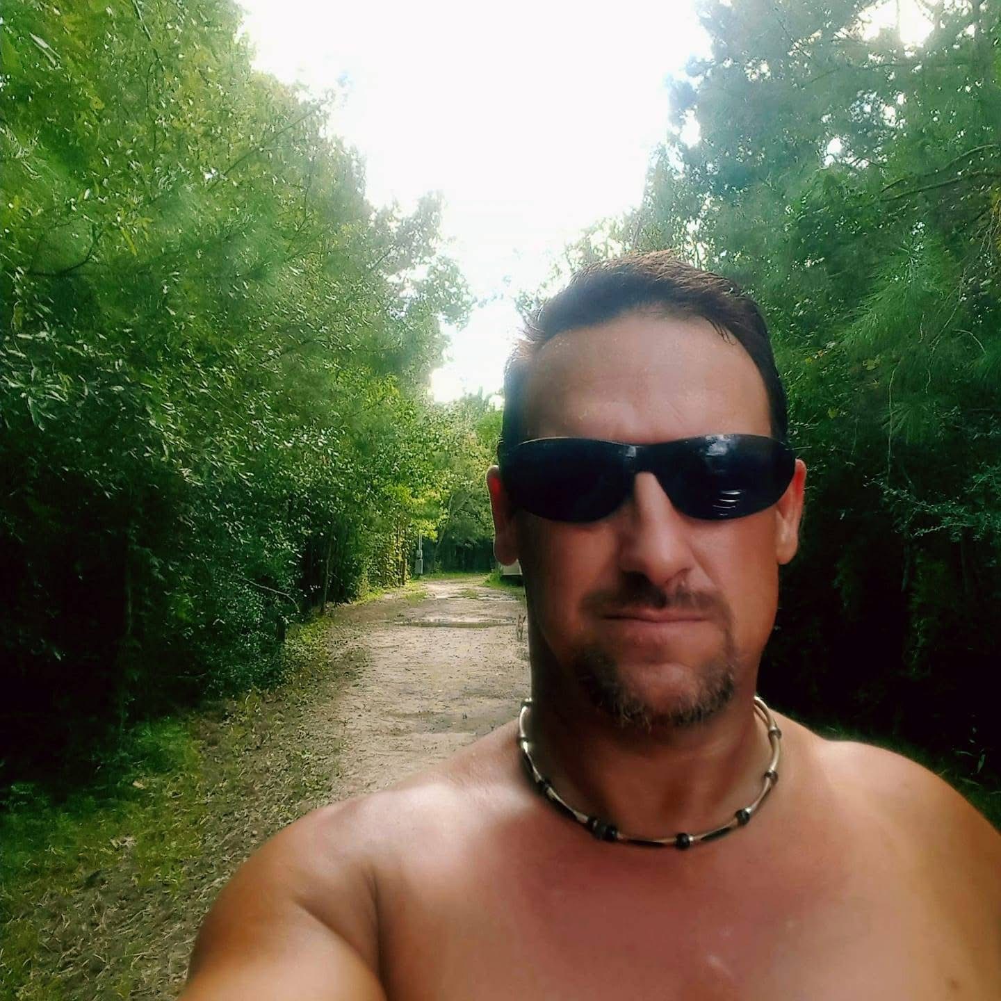 Community in Mourning: Vidor, Texas Grieves the Loss of Tony Lakey Found Deceased Near Interstate 10 Service Road.