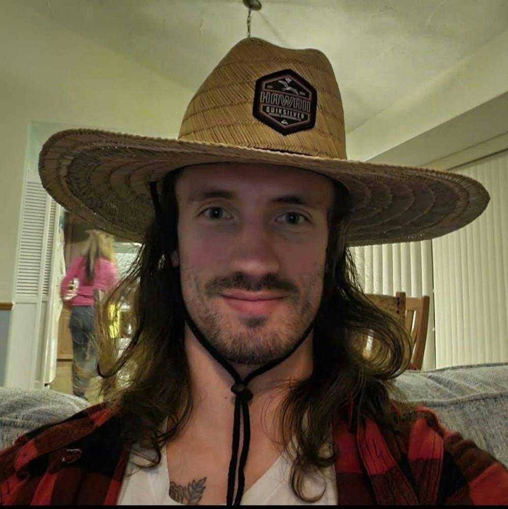 Missing UF Alumnus Found Dead on Campus: Gainesville Community Mourns Sudden Loss of James Brandon Czerepusko.