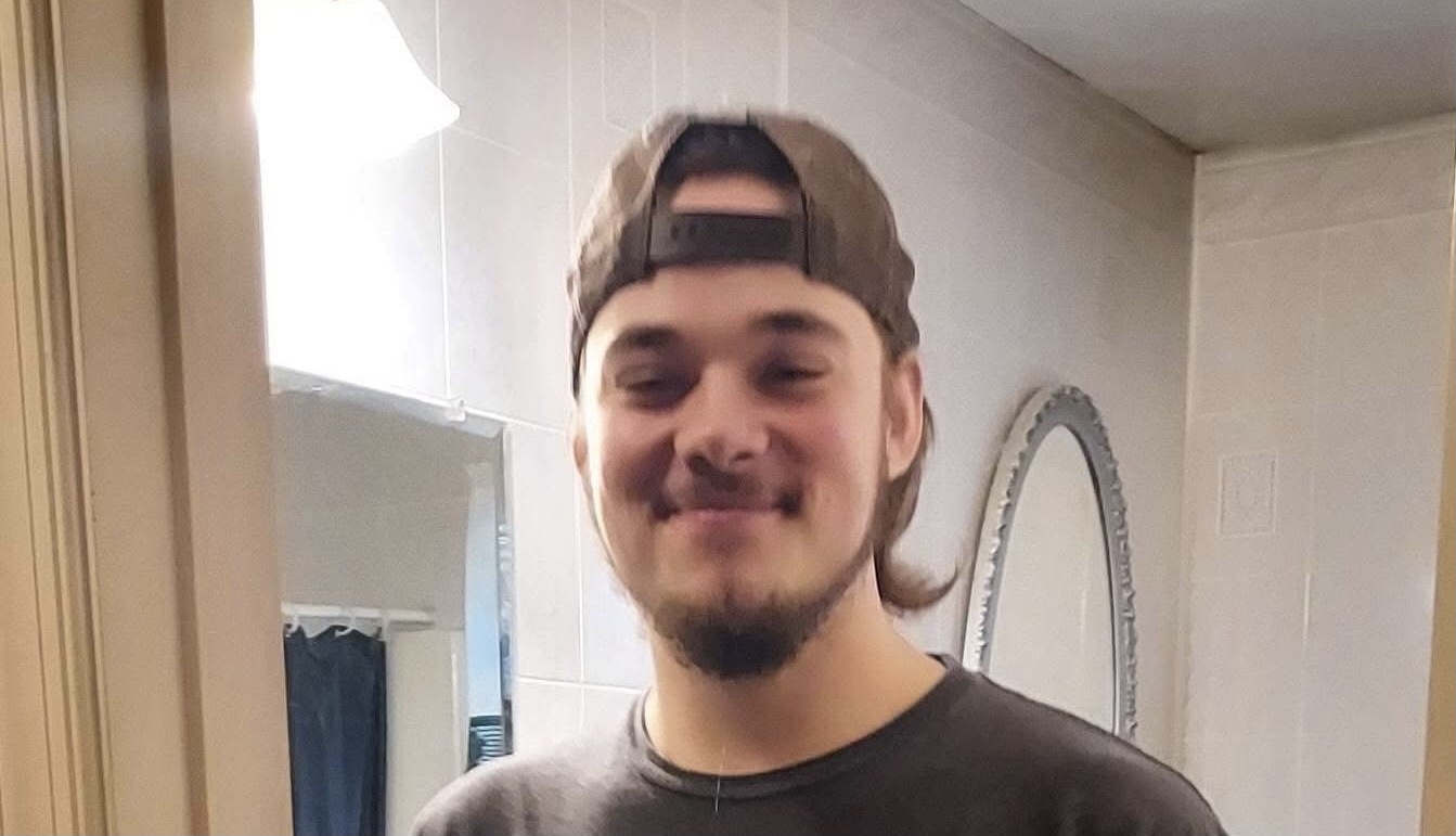 Hope Turns to Heartbreak: Missing 21-Year-Old Charlie Smith Found Dead After Weeks-Long Search.