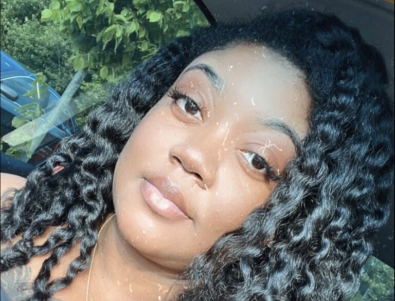 Tragedy in Charlotte: 35-Year-Old Woman Fatally Shot in Her Apartment as Community Mourns Sudden Loss.