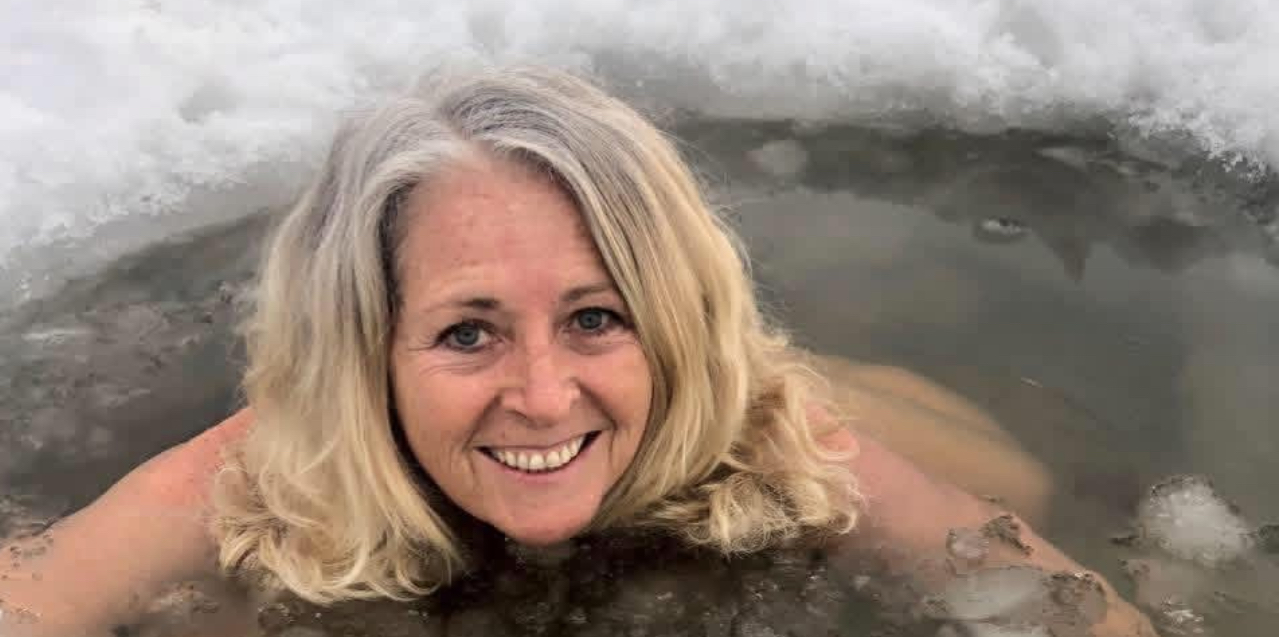 Celebrating a Life of Courage: Sue Regan Kenney Passes Away After Brave Battle with Cancer.