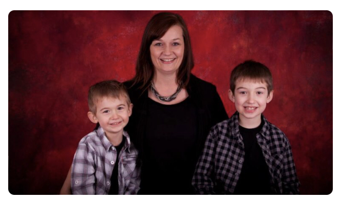 A Family in Mourning: Tina Timmers Remembered as Loved Ones Say Goodbye Amid Sudden and Heartbreaking Tragedy.