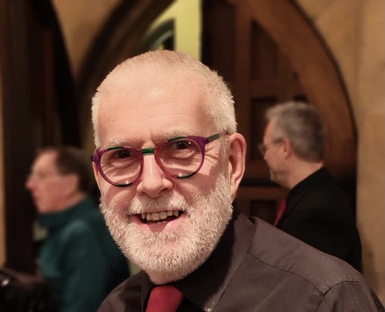 The Heart of the Choir Falls Silent: Remembering Martin Warren and His Enduring Musical Legacy.