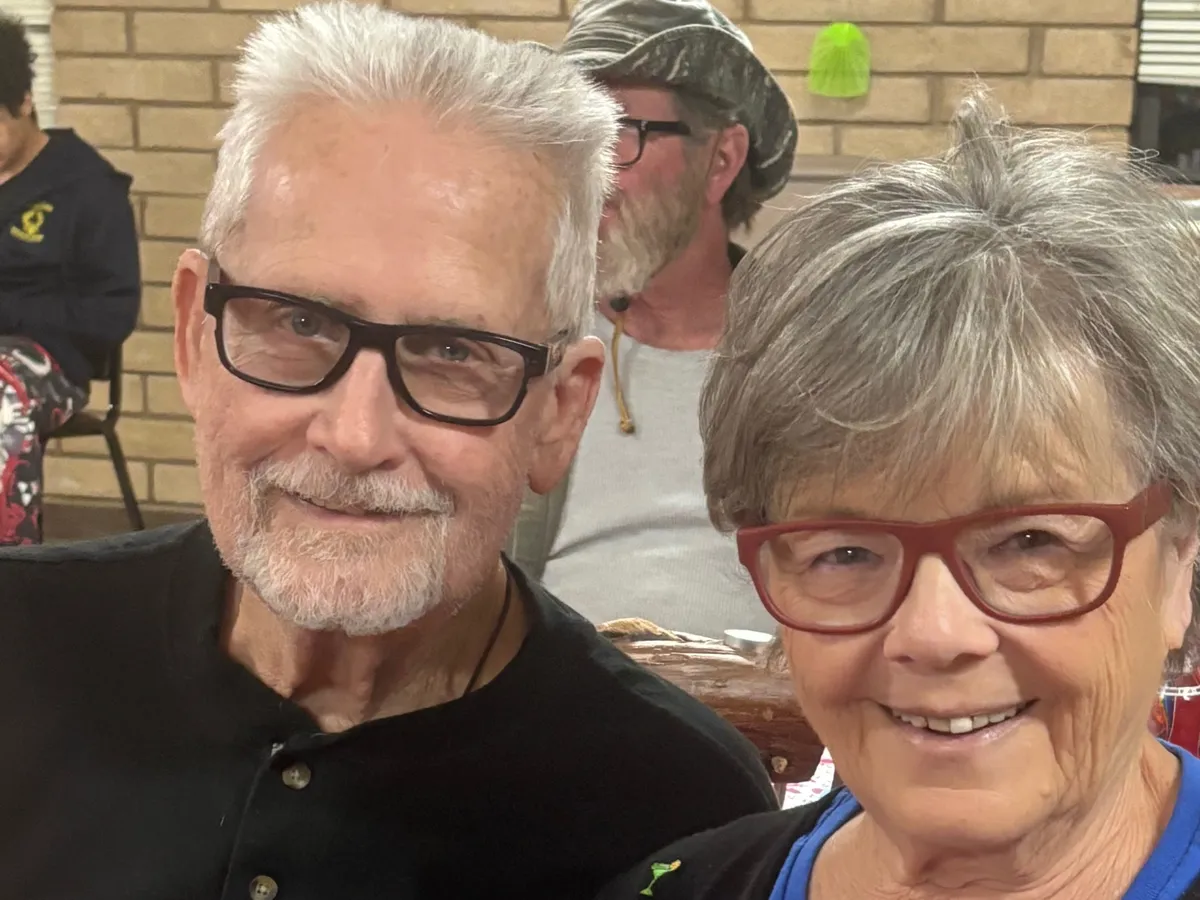 Marti Layne’s Heartbreaking Loss: House Fire Claims Husband Mike, Home, and Beloved Animals.