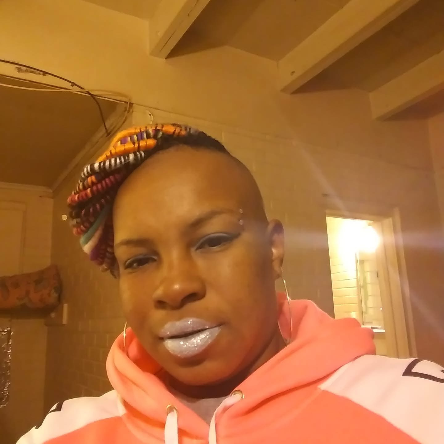 Tragic Highway Crash Near Shreveport: Shatariea Shine, 40, Killed After Vehicle Strikes Tree.